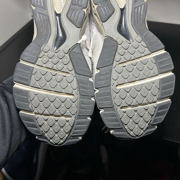 New Balance 990v4 Made In USA Gray Sneakers Shoes Womens Size 9 - Picture 9 of 11